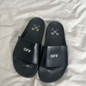 Off White Arrows Logo Print Slides